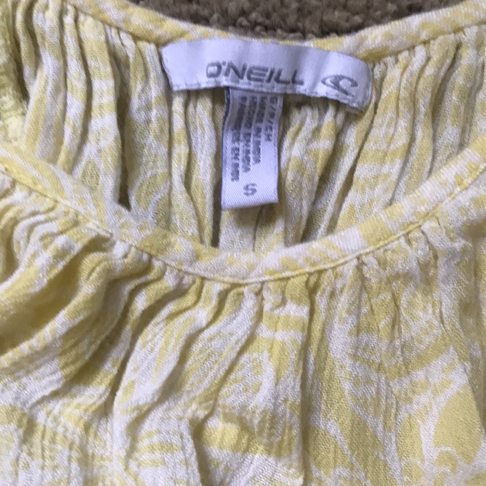 O’Neill tank 🌼 - size small - Picture 2 of 4